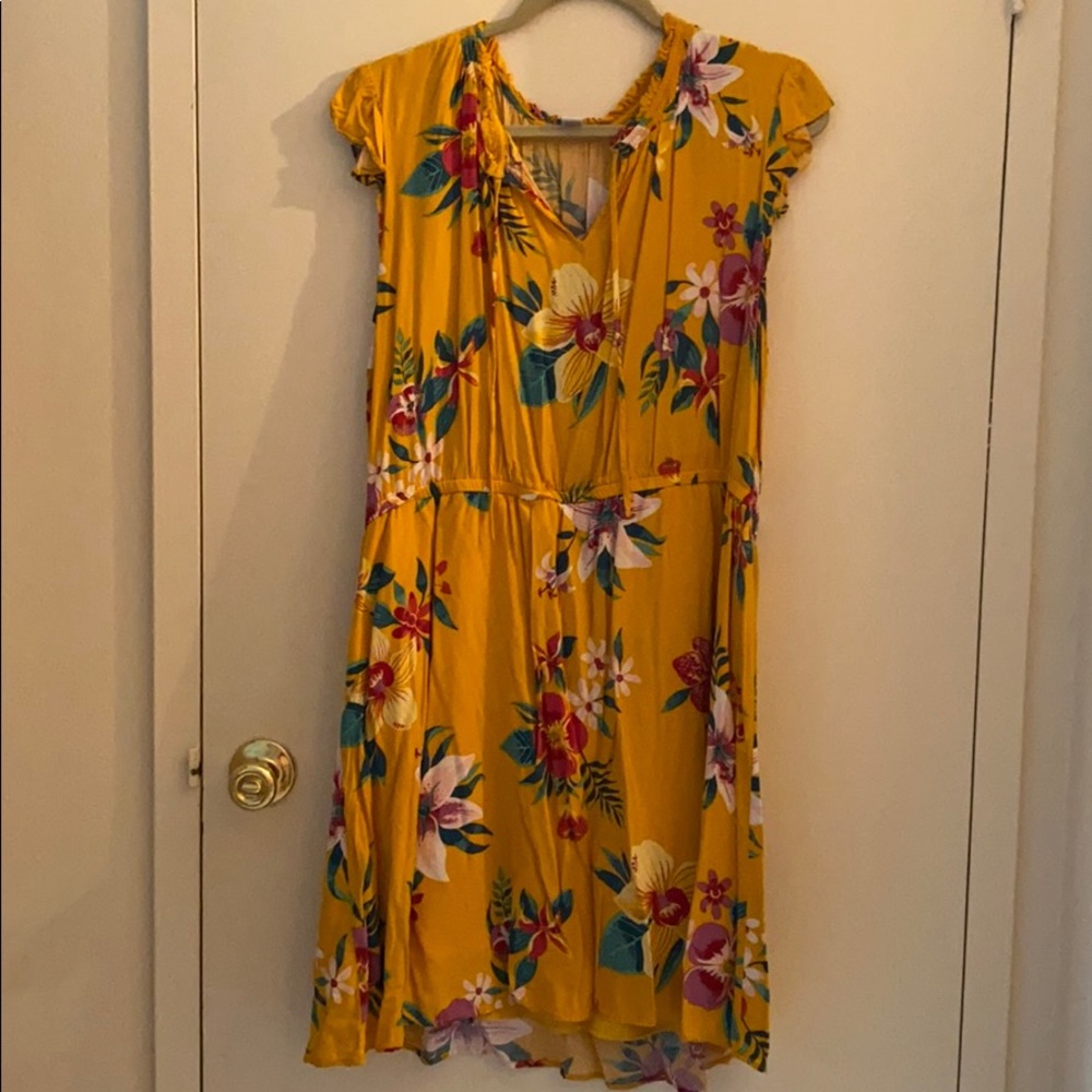 Yellow floral Old Navy dress